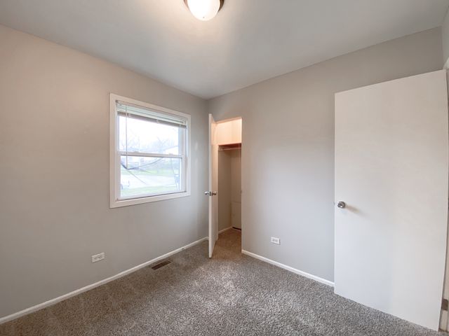 17110 Apple Tree Drive, Country Club Hills, IL 60478