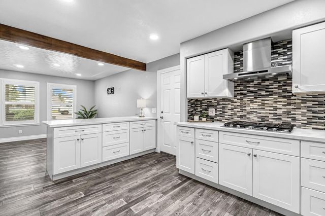 1885 N Frankwood Avenue, Reedley, CA 93654