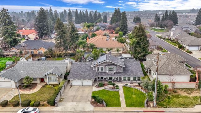 1885 N Frankwood Avenue, Reedley, CA 93654