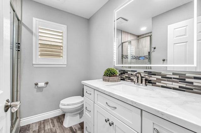 1885 N Frankwood Avenue, Reedley, CA 93654