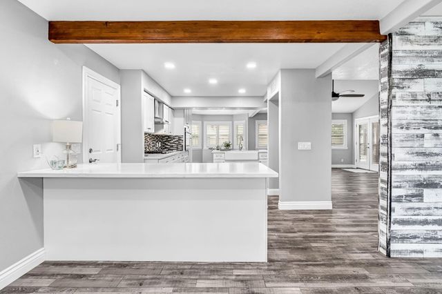 1885 N Frankwood Avenue, Reedley, CA 93654