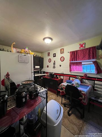 710 E Southcross Blvd, San Antonio, TX 78214