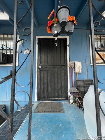 710 E Southcross Blvd, San Antonio, TX 78214