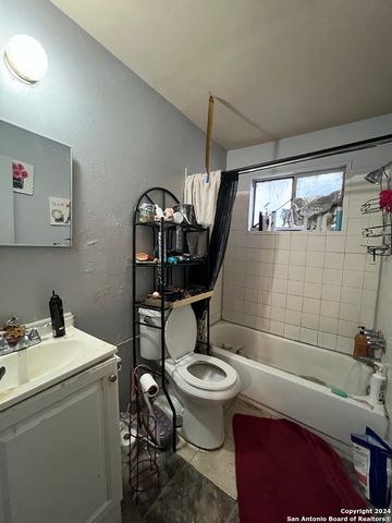 710 E Southcross Blvd, San Antonio, TX 78214