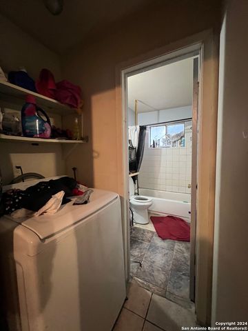 710 E Southcross Blvd, San Antonio, TX 78214