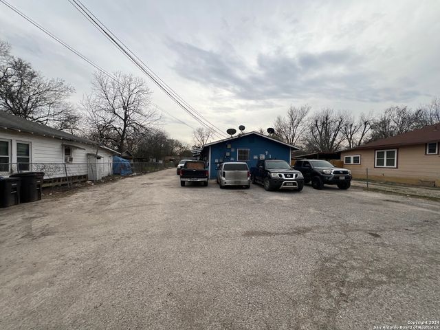 710 E Southcross Blvd, San Antonio, TX 78214