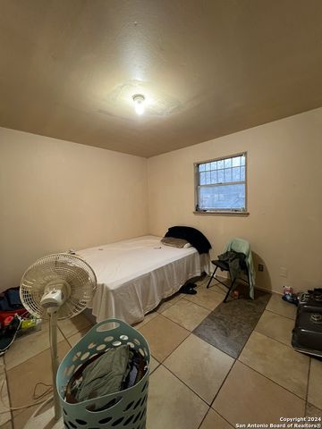 710 E Southcross Blvd, San Antonio, TX 78214