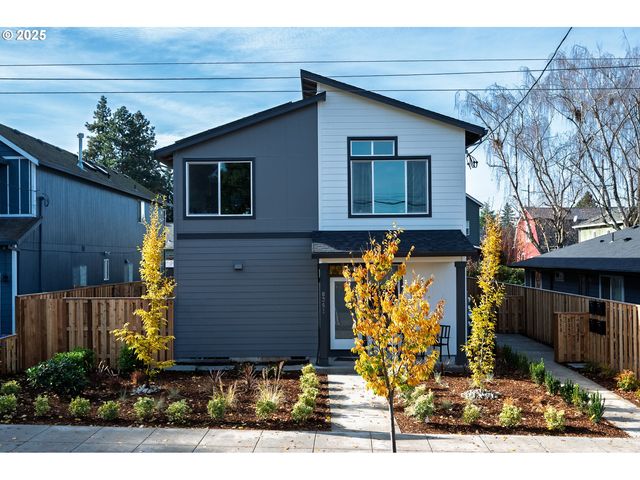 8353 N Newman St, Portland, OR 97203