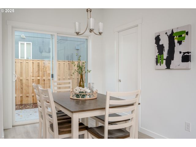 8353 N Newman St, Portland, OR 97203