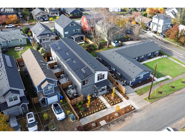 8353 N Newman St, Portland, OR 97203