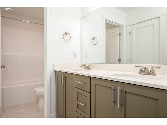 8353 N Newman St, Portland, OR 97203