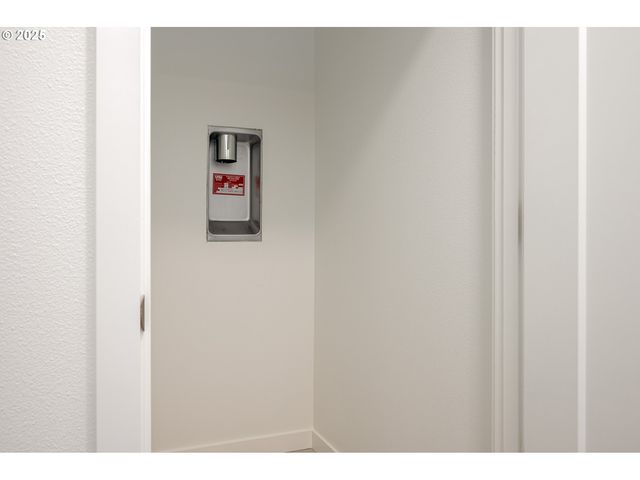 8353 N Newman St, Portland, OR 97203