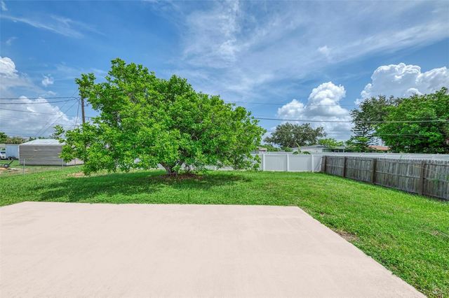 166 CHATHAM STREET NW, Port Charlotte, FL 33952