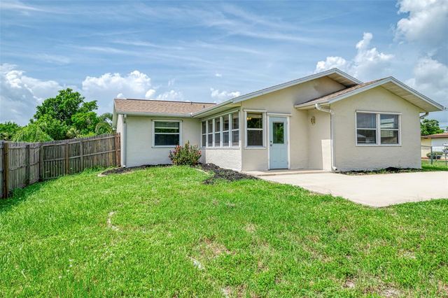 166 CHATHAM STREET NW, Port Charlotte, FL 33952