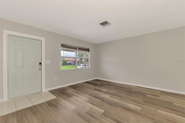 166 CHATHAM STREET NW, Port Charlotte, FL 33952