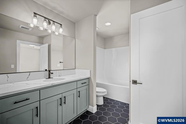 3282 Felton St S, Salem, OR 97302