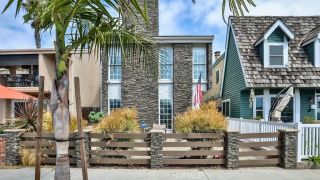 203 Frankfort Avenue, Huntington Beach, CA 92648