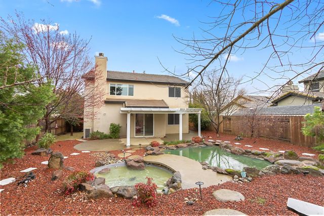 609 Granada Pass Dr, Roseville, CA 95678