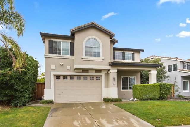 609 Granada Pass Dr, Roseville, CA 95678