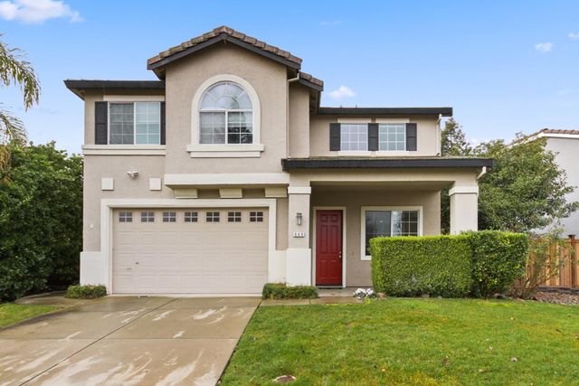 609 Granada Pass Dr, Roseville, CA 95678