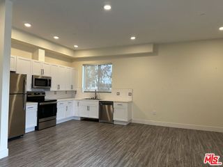 11115 Mccormick Street 401, North Hollywood, CA 91601