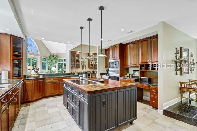 6 Davant Ct, Hilton Head Island, SC 29928