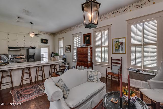 115 Railroad Avenue, Terry, MS 39170