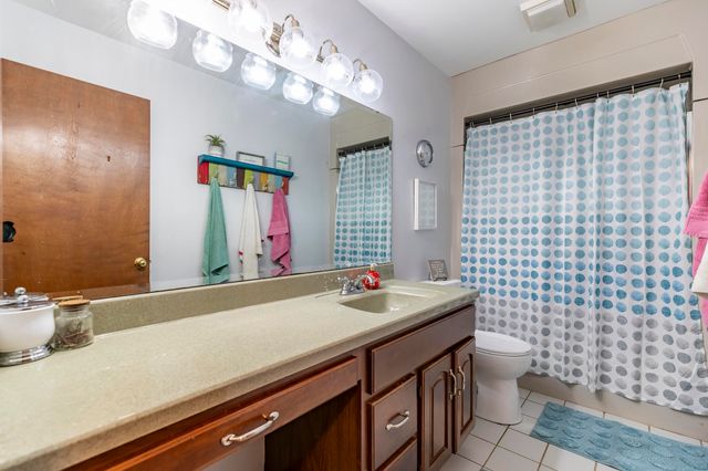 236 N Elgin Street, Griffith, IN 46319