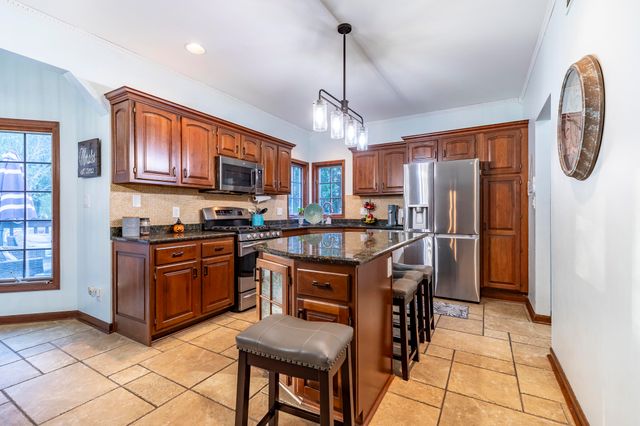 236 N Elgin Street, Griffith, IN 46319