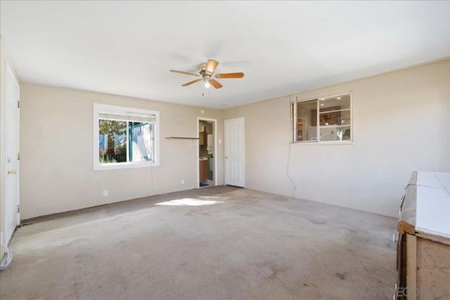 214 Summit Ave, Fallbrook, CA 92028