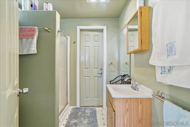 214 Summit Ave, Fallbrook, CA 92028