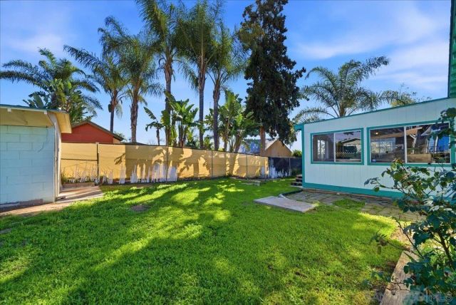 214 Summit Ave, Fallbrook, CA 92028