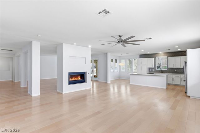 2267 Alanhurst Drive, Henderson, NV 89052