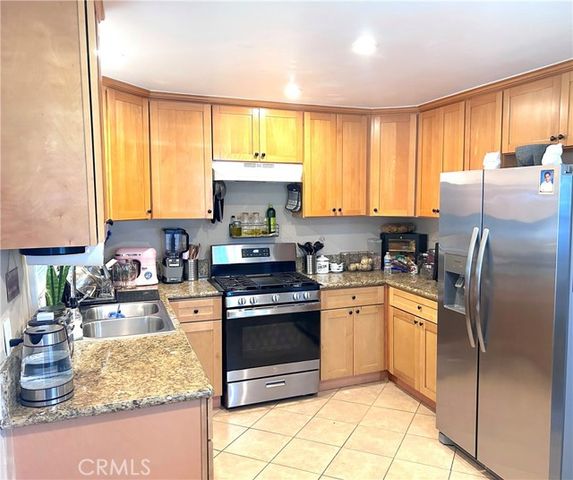 4065 E 9th Street, Pomona, CA 91766