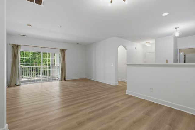 4846 Bevendean Dr Unit C9, Nashville, TN 37211