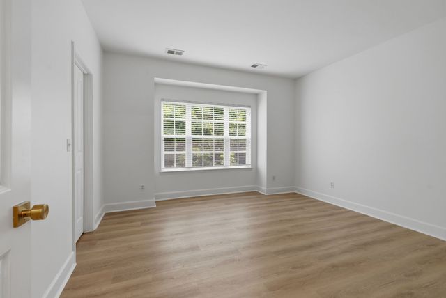 4846 Bevendean Dr Unit C9, Nashville, TN 37211