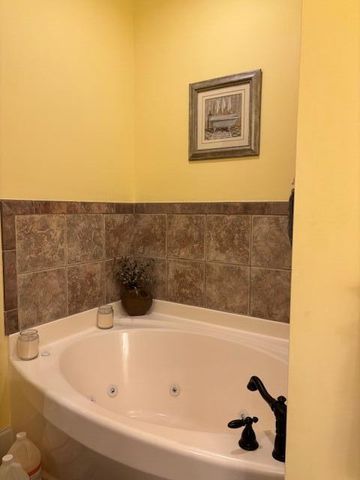 1158 Doral Drive, Manning, SC 29102