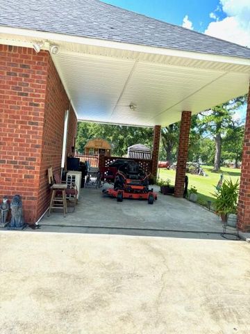 1158 Doral Drive, Manning, SC 29102