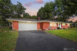 202 Charlotte Avenue, Lebanon, OH 45036