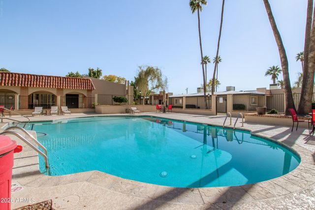 1320 E BETHANY HOME Road 54, Phoenix, AZ 85014