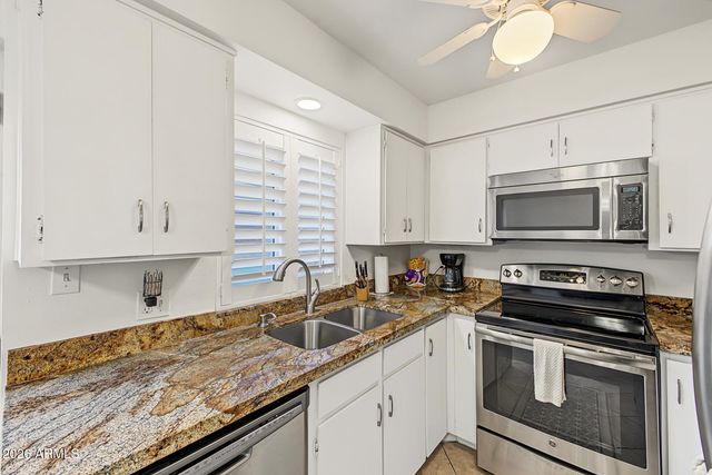 1320 E BETHANY HOME Road 54, Phoenix, AZ 85014