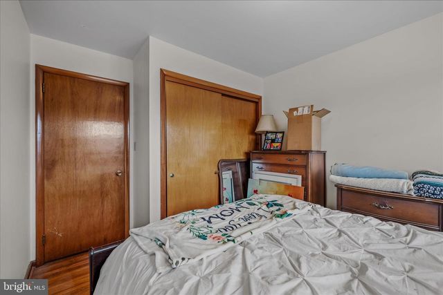 1635 FAIRVIEW DR, Berkeley Springs, WV 25411