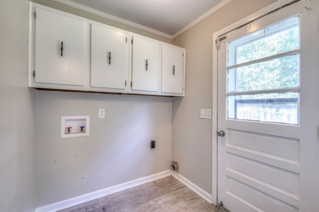 1213 N Graycroft Ave, Madison, TN 37115