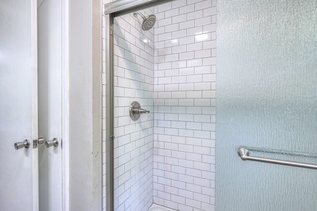 1213 N Graycroft Ave, Madison, TN 37115