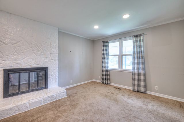 1213 N Graycroft Ave, Madison, TN 37115