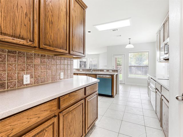 7419 Ravenhill Drive, Frisco, TX 75035