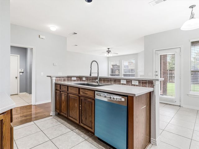 7419 Ravenhill Drive, Frisco, TX 75035