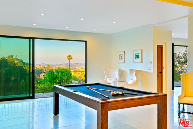 4733 Bonvue Avenue, Los Angeles, CA 90027