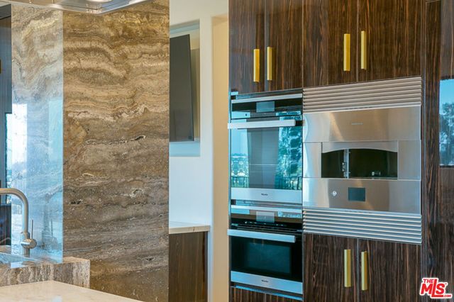 4733 Bonvue Avenue, Los Angeles, CA 90027