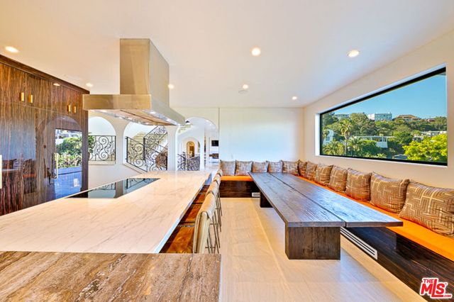 4733 Bonvue Avenue, Los Angeles, CA 90027